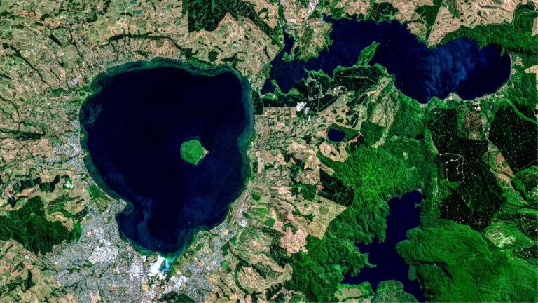 jezero Rotorua